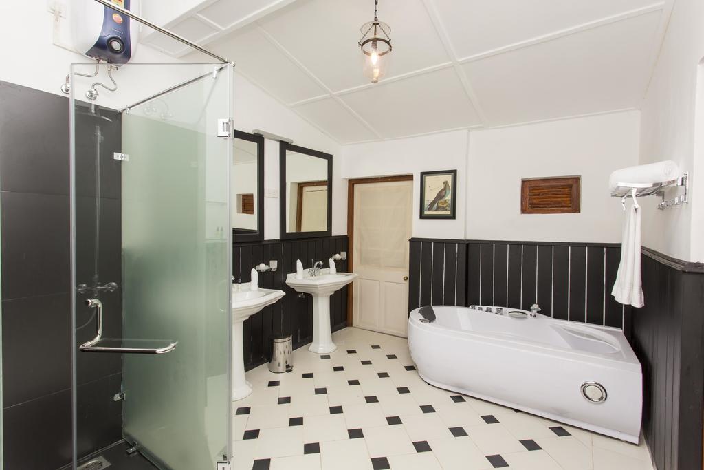 Mountbatten Bungalow- Thema Collection Kandy Quarto foto